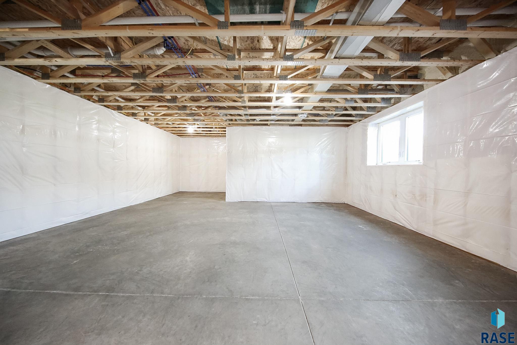 Tea, South Dakota 57064, United States, 3 Bedrooms Bedrooms, ,2 BathroomsBathrooms,Residential,Active,171666