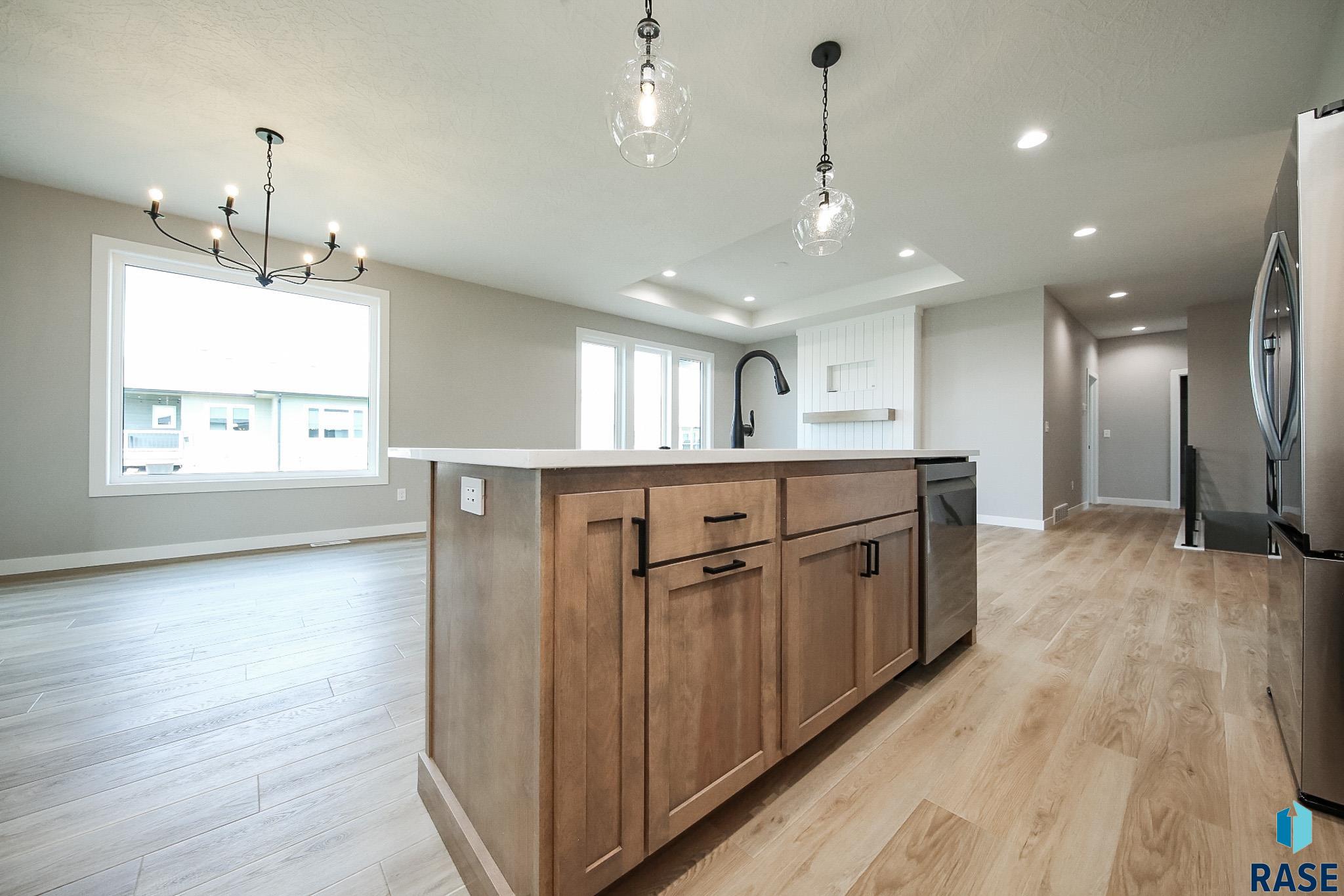 Tea, South Dakota 57064, United States, 3 Bedrooms Bedrooms, ,2 BathroomsBathrooms,Residential,Active,171666