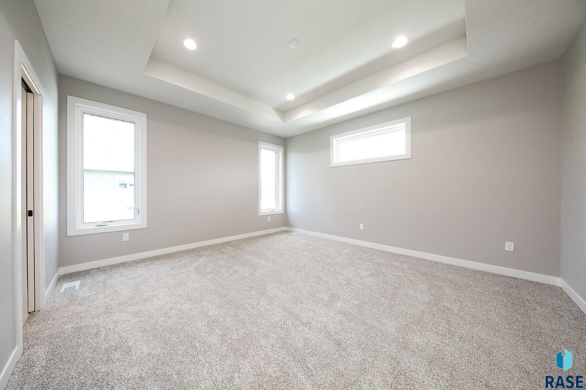 Tea, South Dakota 57064, United States, 3 Bedrooms Bedrooms, ,2 BathroomsBathrooms,Residential,Active,171666