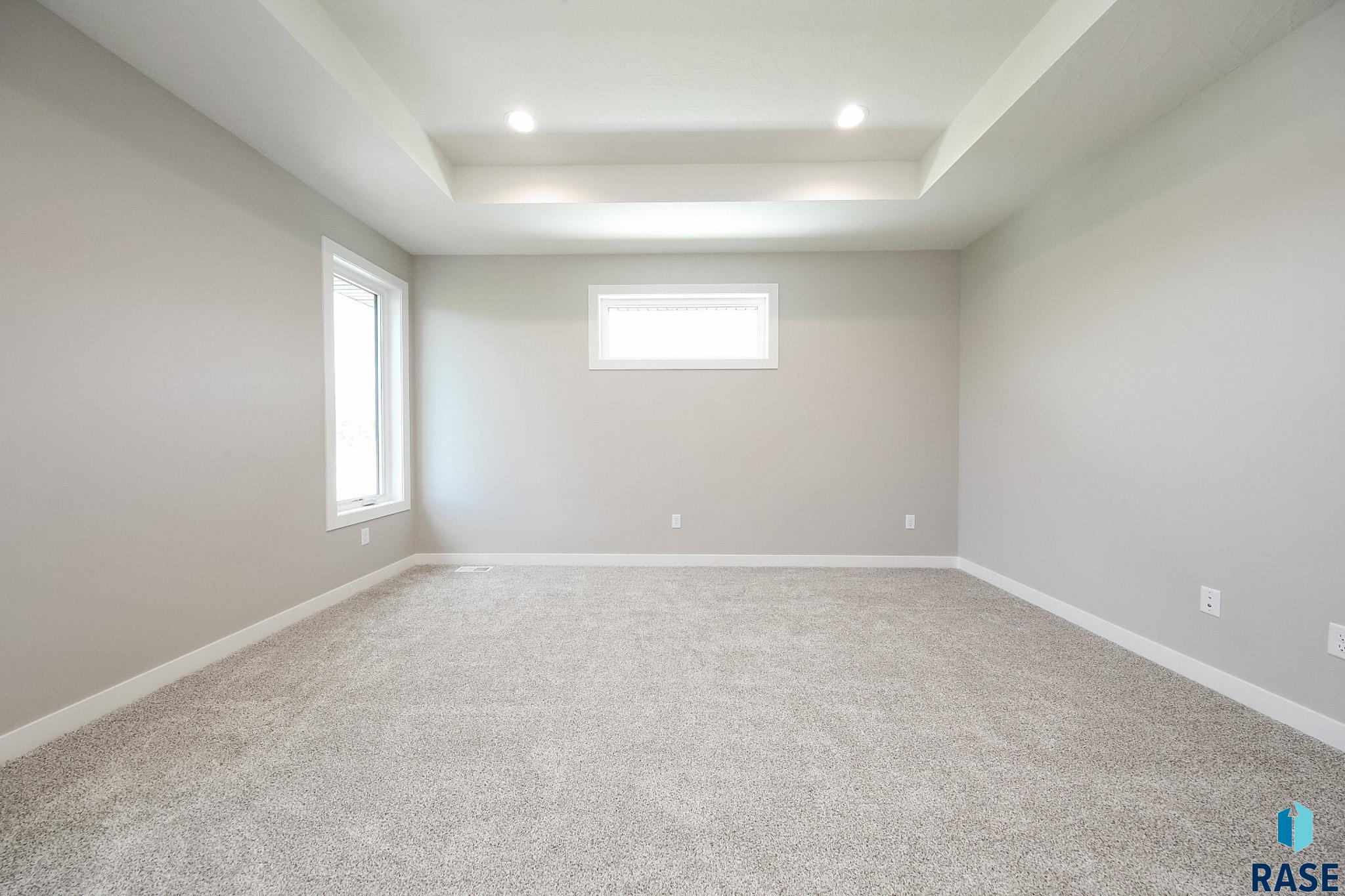 Tea, South Dakota 57064, United States, 3 Bedrooms Bedrooms, ,2 BathroomsBathrooms,Residential,Active,171666