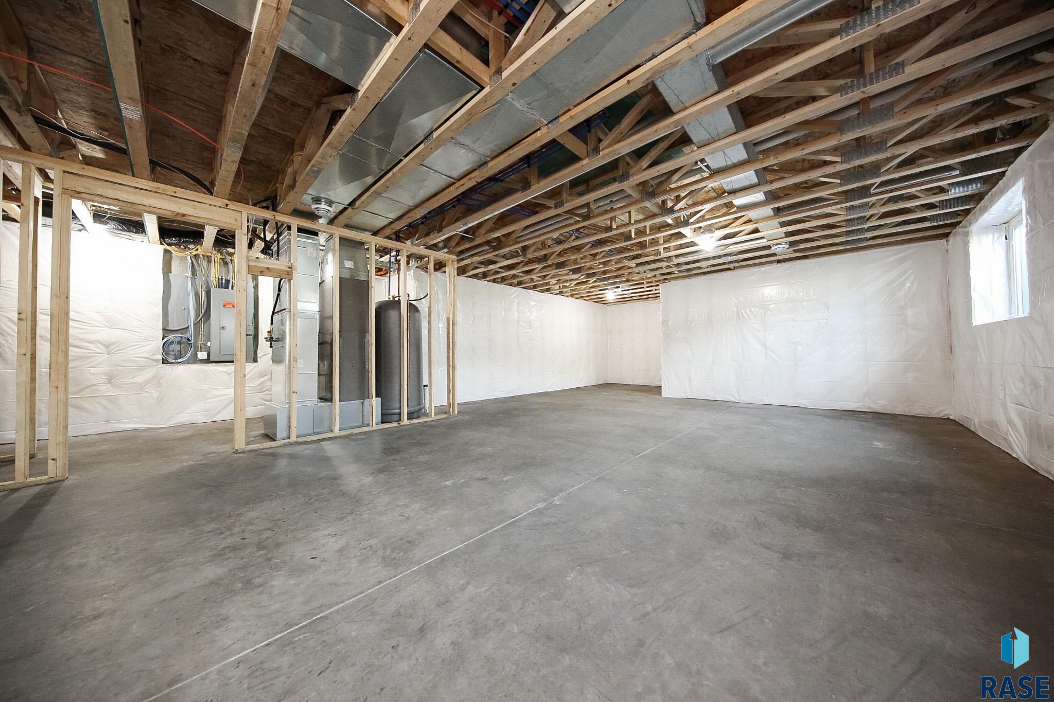 Tea, South Dakota 57064, United States, 3 Bedrooms Bedrooms, ,2 BathroomsBathrooms,Residential,Active,171666