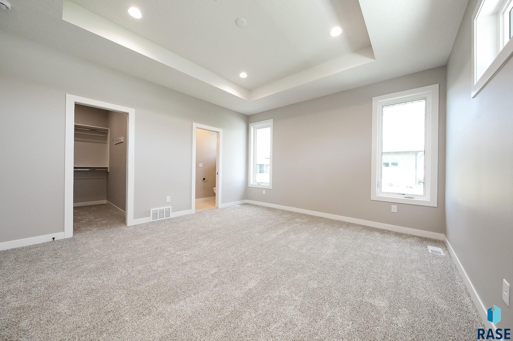 Tea, South Dakota 57064, United States, 3 Bedrooms Bedrooms, ,2 BathroomsBathrooms,Residential,Active,171666