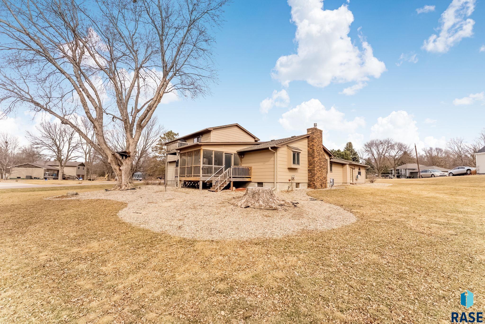 7301 E Palomino Rd