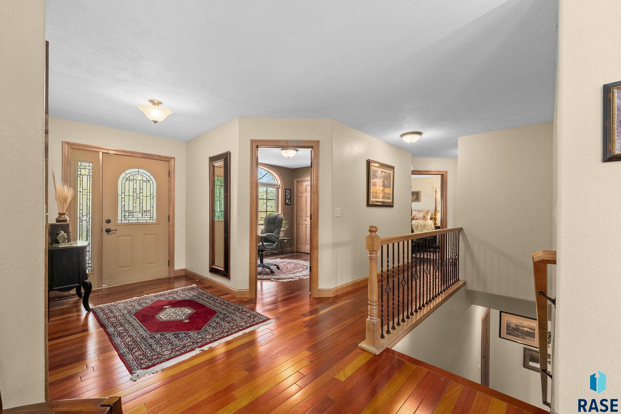 18 E Big Sky Pl