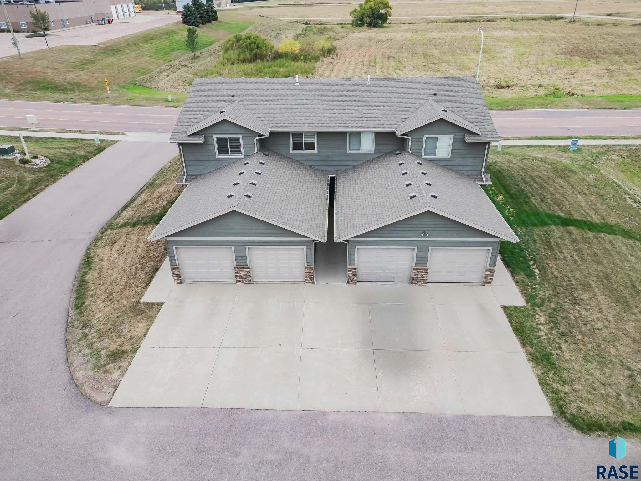 412 N Sioux Blvd