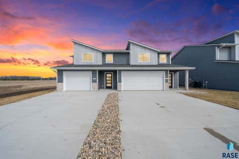 Multifamily For Sale - 536 Oxford Avenue<br/> Harrisburg, SD 57032