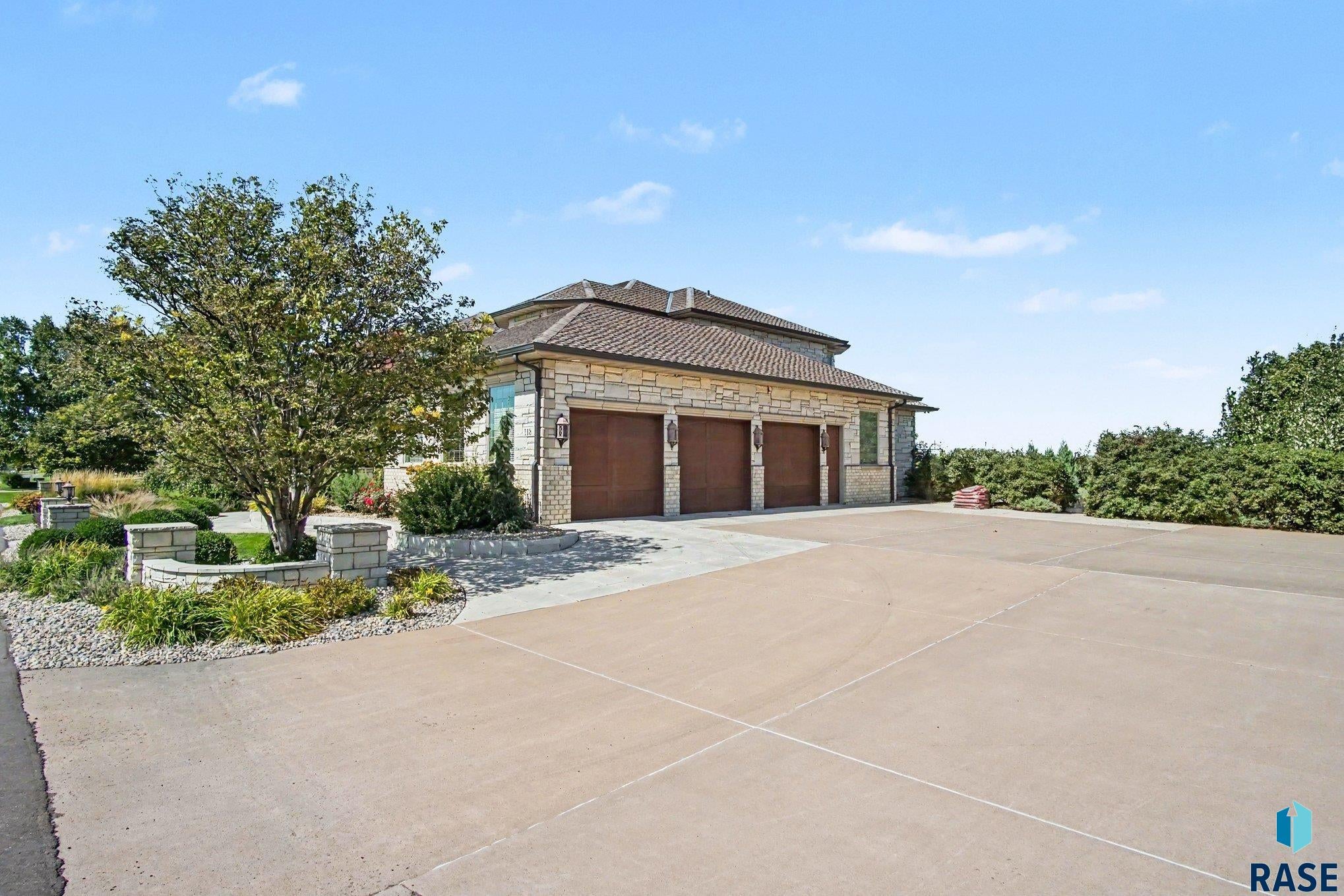 Garage View