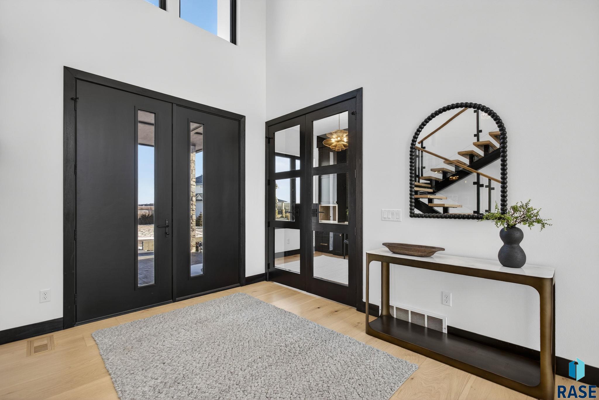 1601 Scarlet Oak Trl