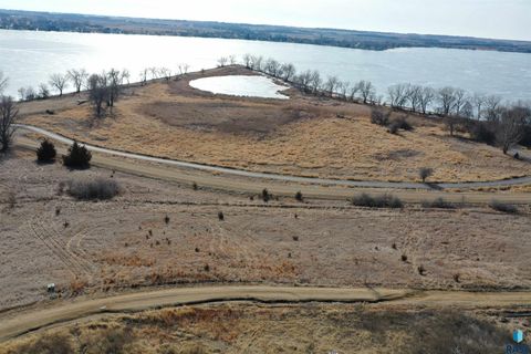 Vacant Land For Sale - 6097 Point Drive<br/> Lake County, Madison, SD 57042