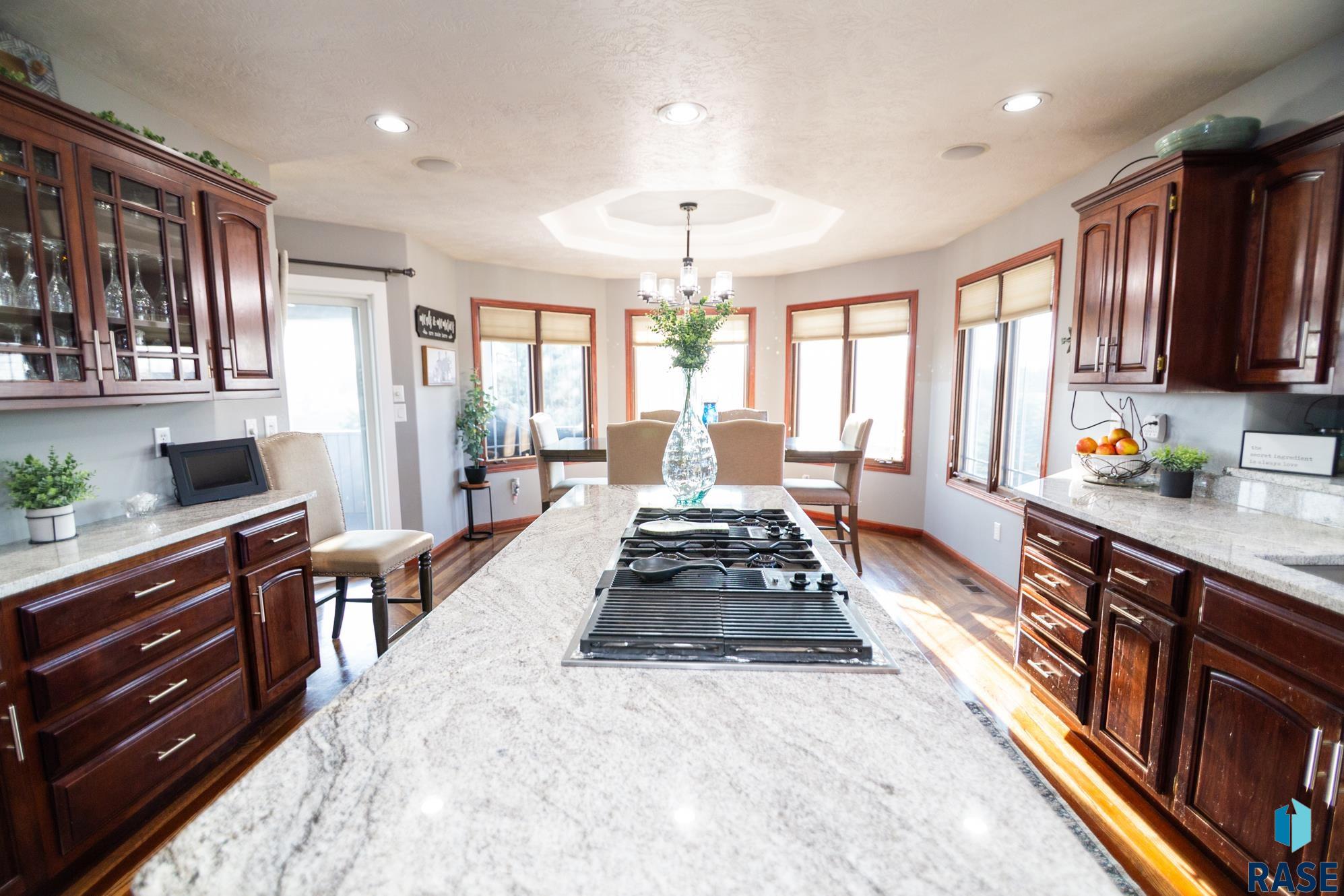 47869 Chateau Ct