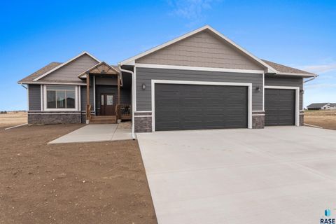 Photo of 519 Shirley St, Harrisburg, SD 57032 (MLS # 22602165)