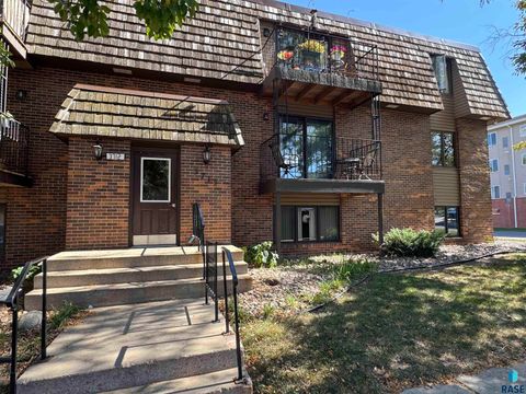 Condo For Sale - 3712 S Terry Avenue #201<br/> Sioux Falls, SD 57106