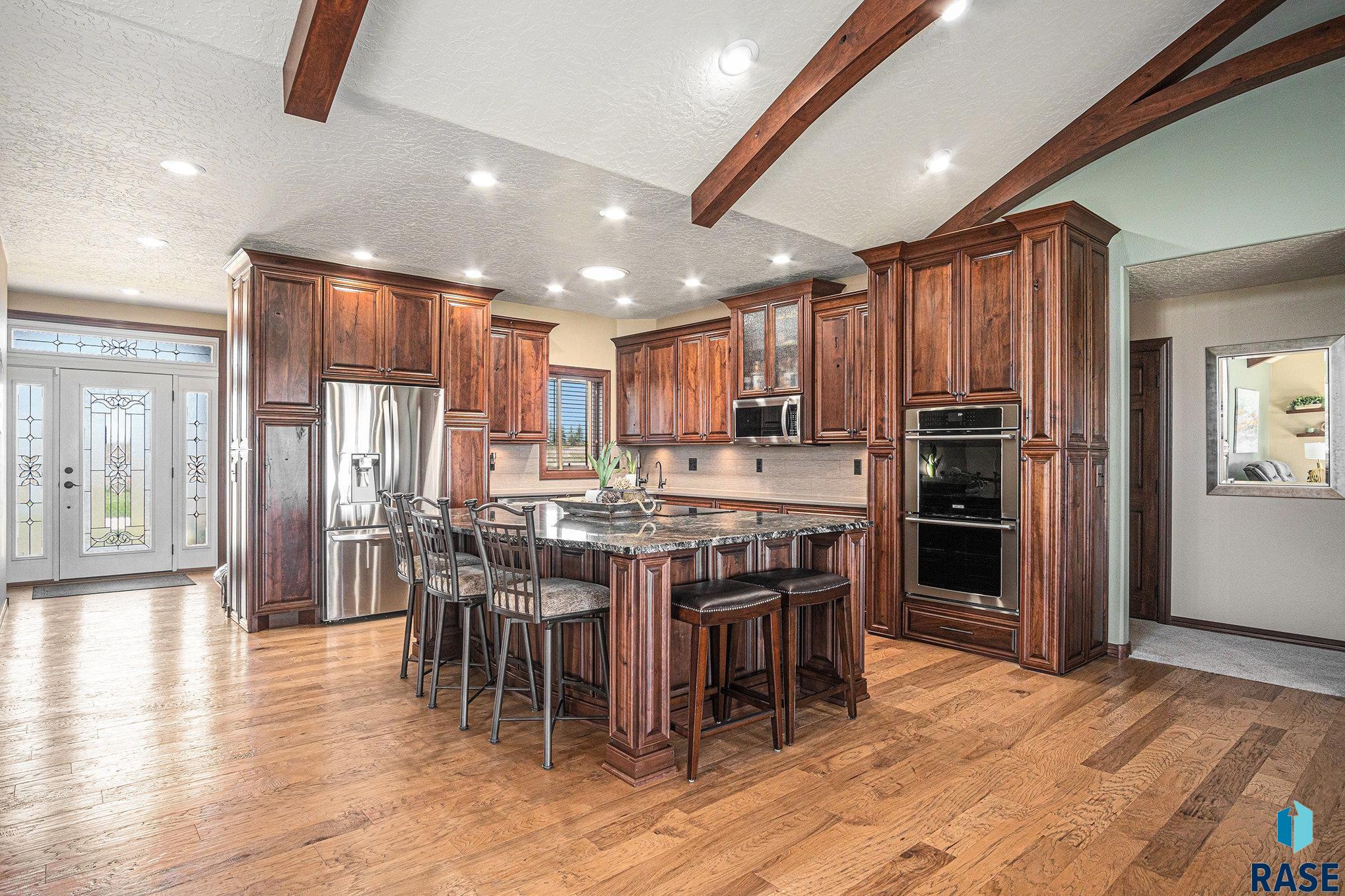 6601 Lenola HTS