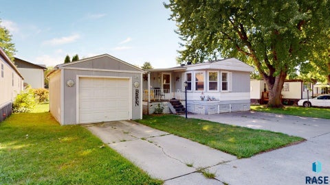 Mobile Home For Sale - 410 S Medary Avenue #14<br/> Brookings, SD 57006
