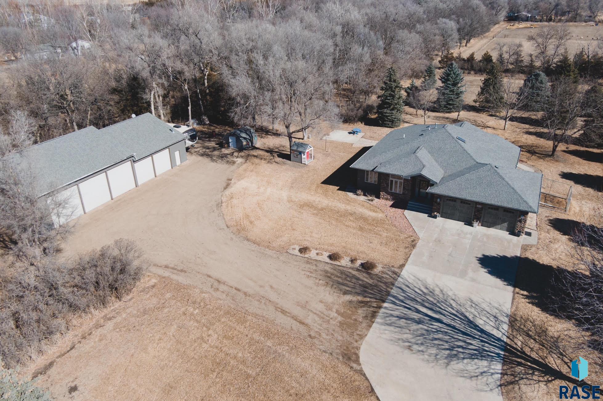 1516 Deerfield Ln