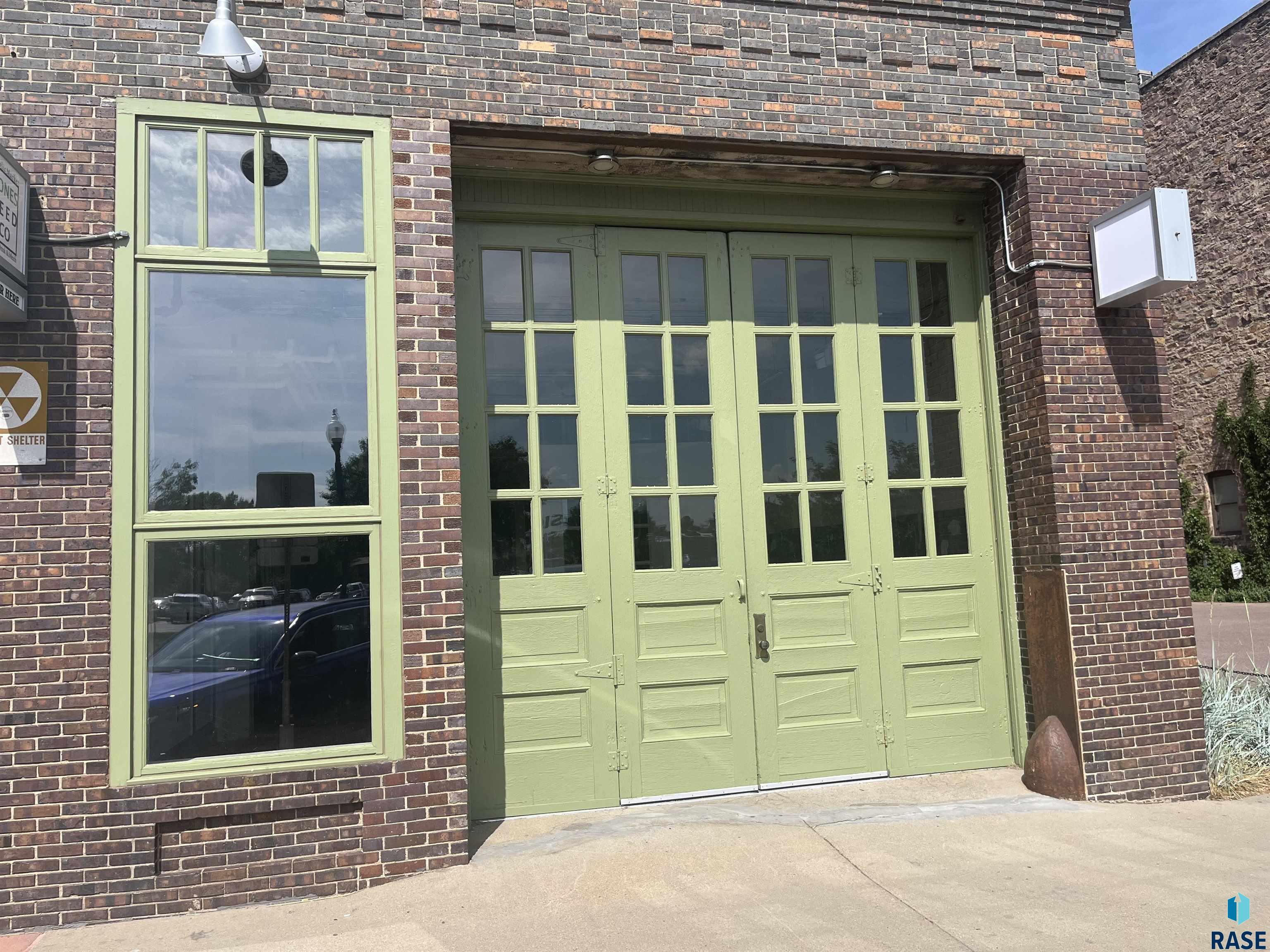 Sioux Falls, South Dakota 57104, United States, ,Commercial,Active,175345