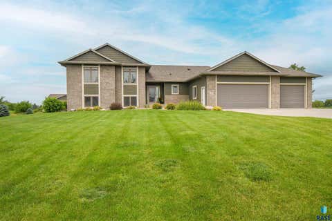 Homes For Sale - 27203 Regal Court<br/> Lincoln County, Sioux Falls, SD 57108