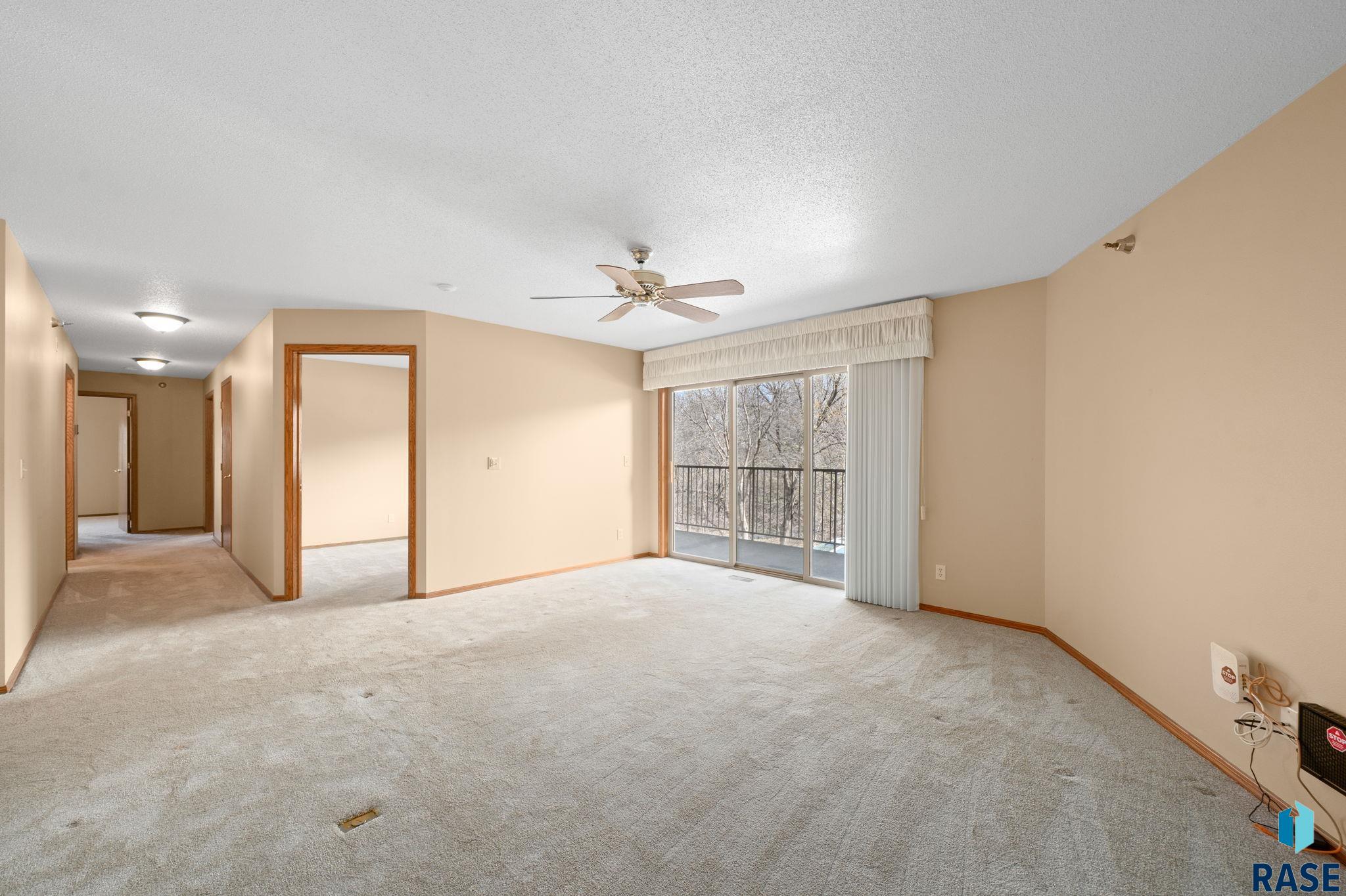 1641 S Cleveland Ave 206