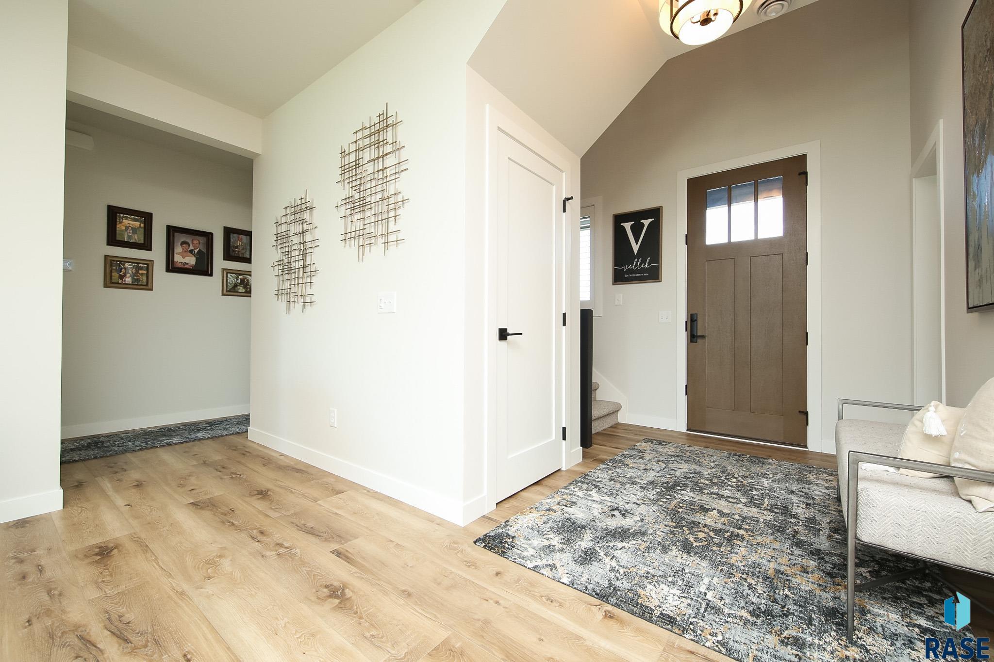 5509 E Canter Ridge Cir