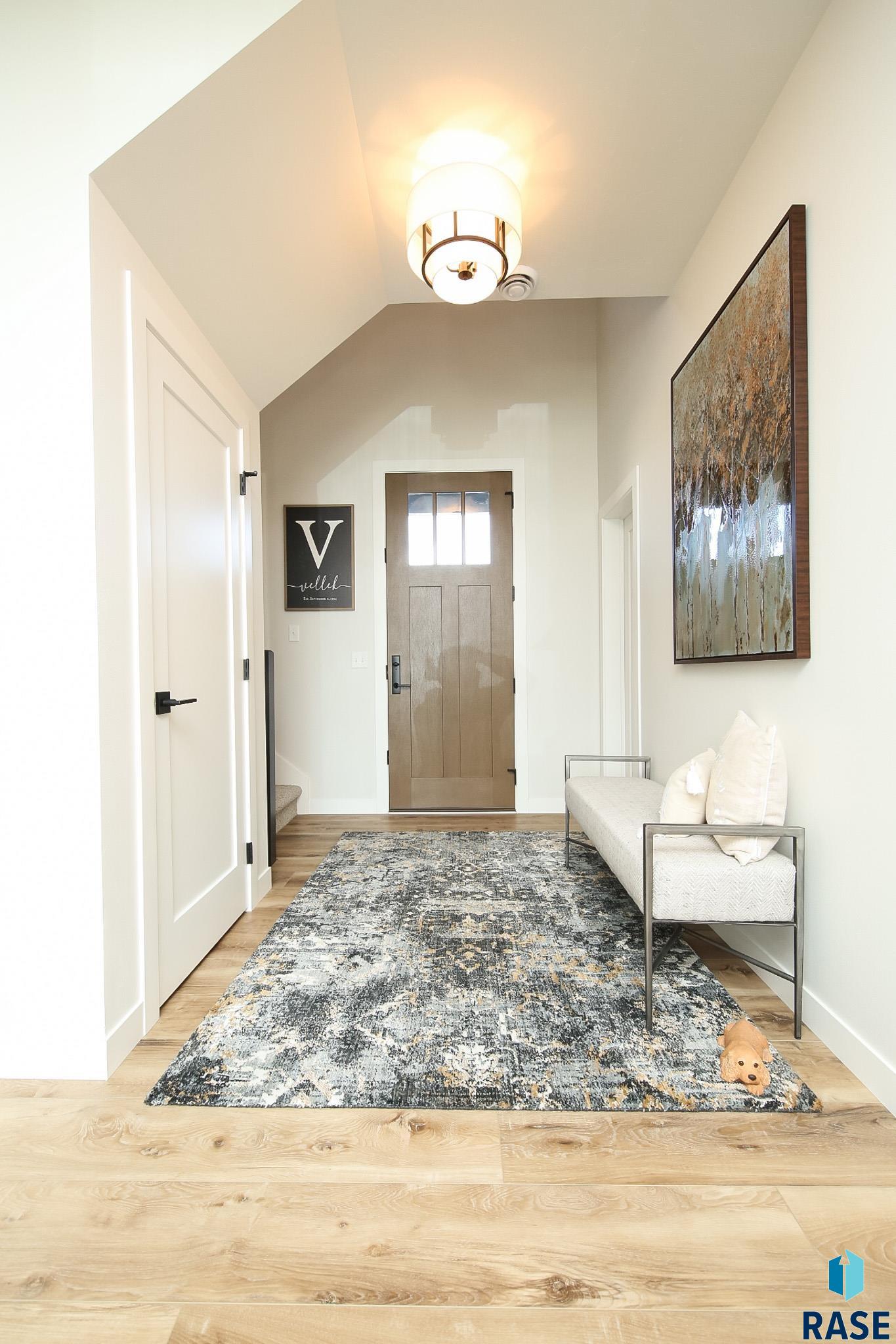 5509 E Canter Ridge Cir