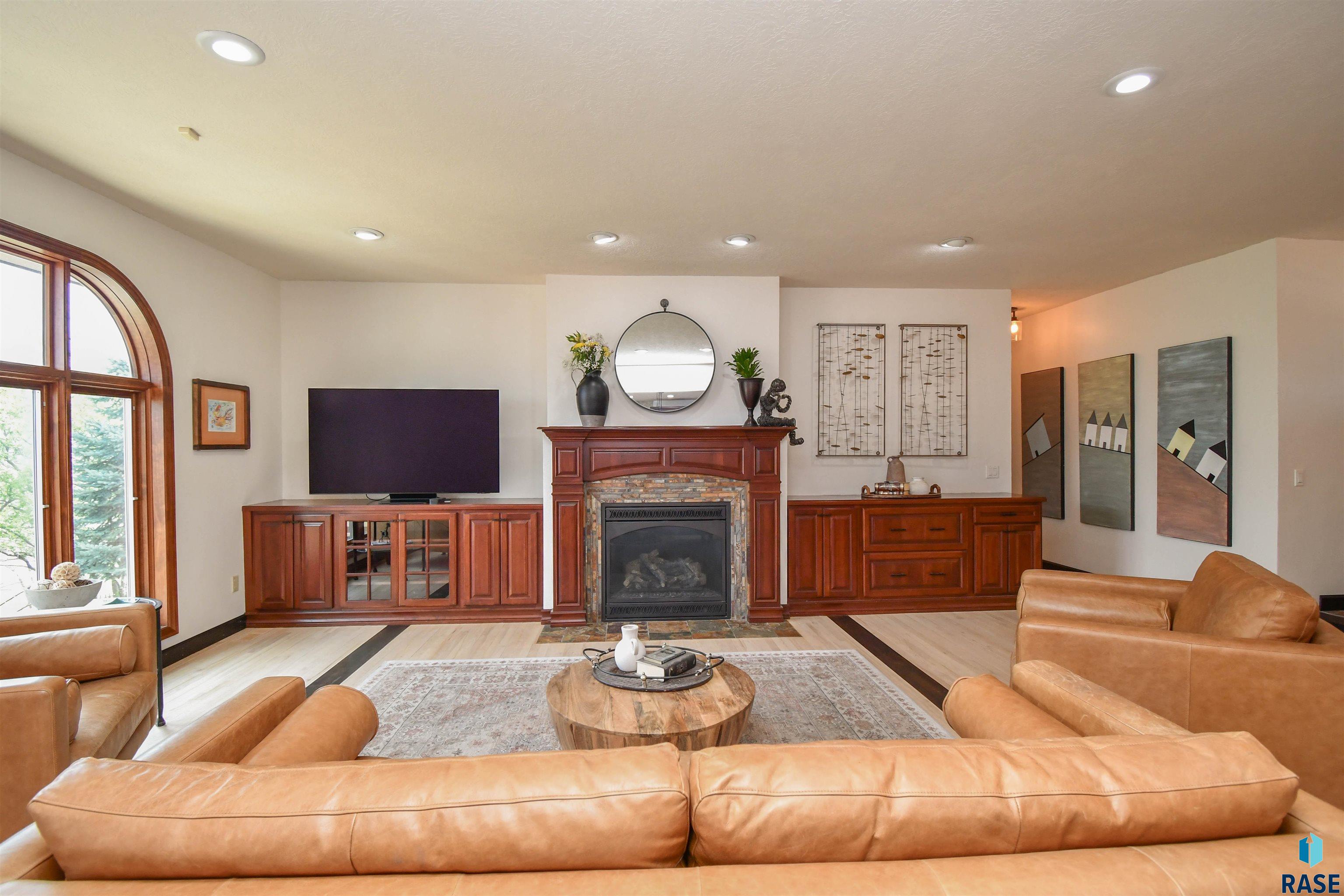 4800 S Caraway Cir