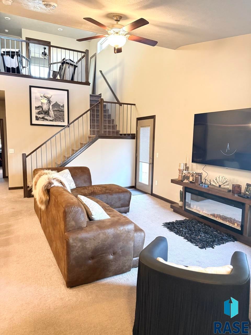 115 E Ivy Rd - Photo 3