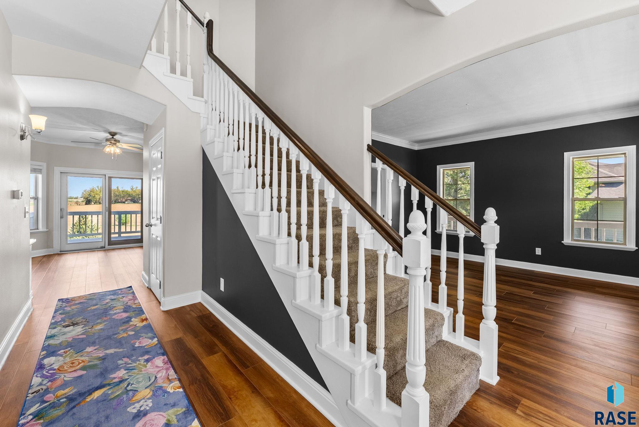 909 S Fawn Ct