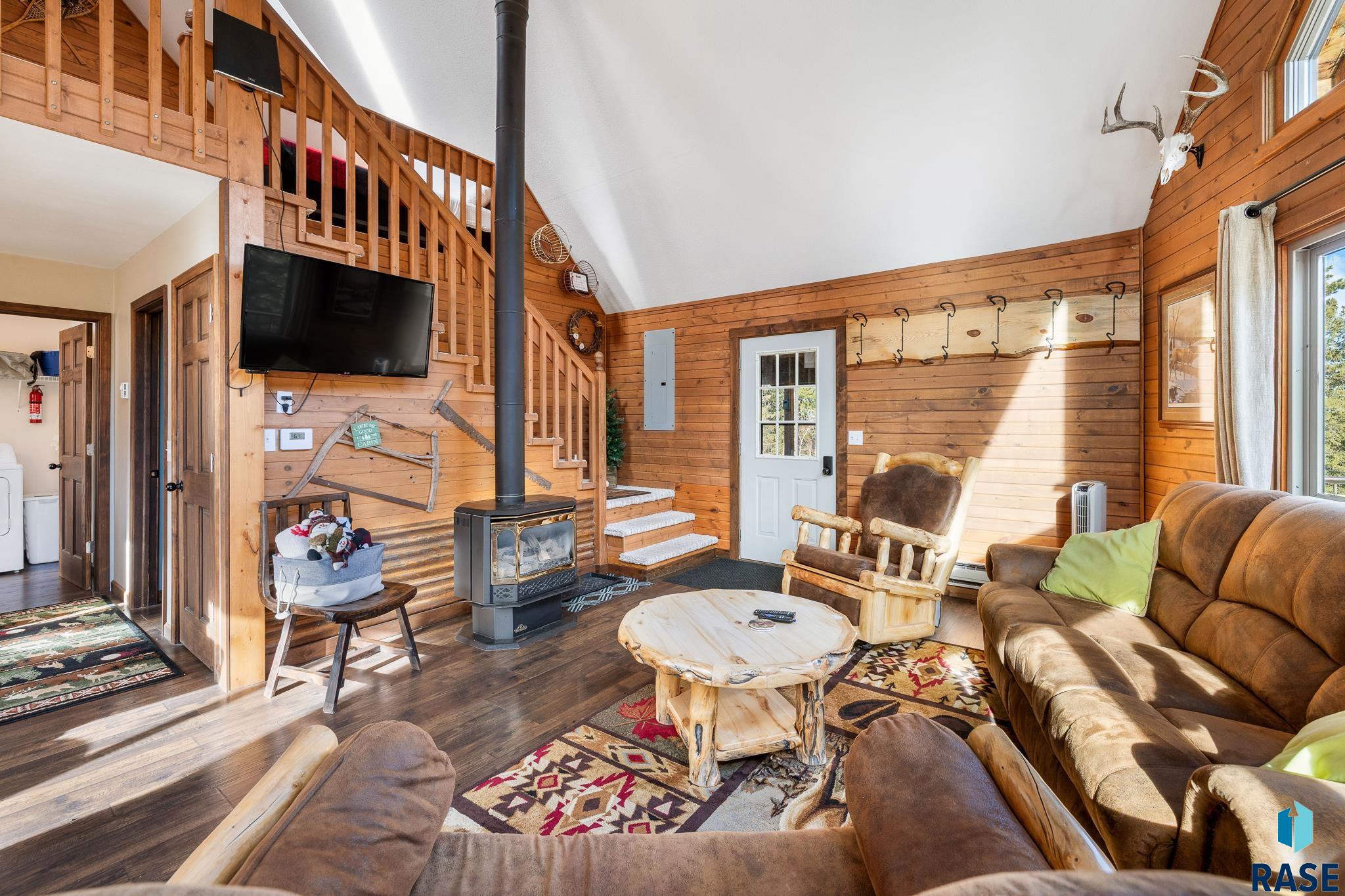 Lead, South Dakota 57754, United States, 2 Bedrooms Bedrooms, ,2 BathroomsBathrooms,Residential,Active,239539