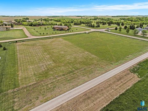 Vacant Land For Sale - Bob Price Boulevard<br/> Lake County, Madison, SD 57042