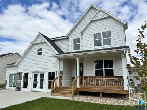 Photo of 5936 S Hosta Ave, Sioux Falls, SD 57108 (MLS # 22608042)