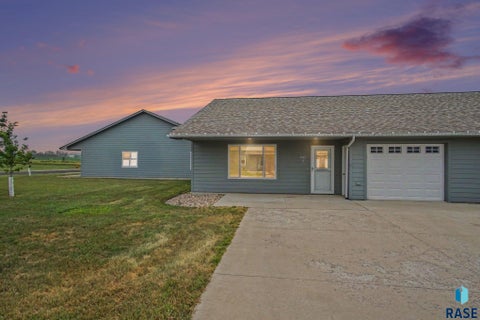 Townhouse For Sale - 405 S Frank Avenue #3<br/> Garretson, SD 57030