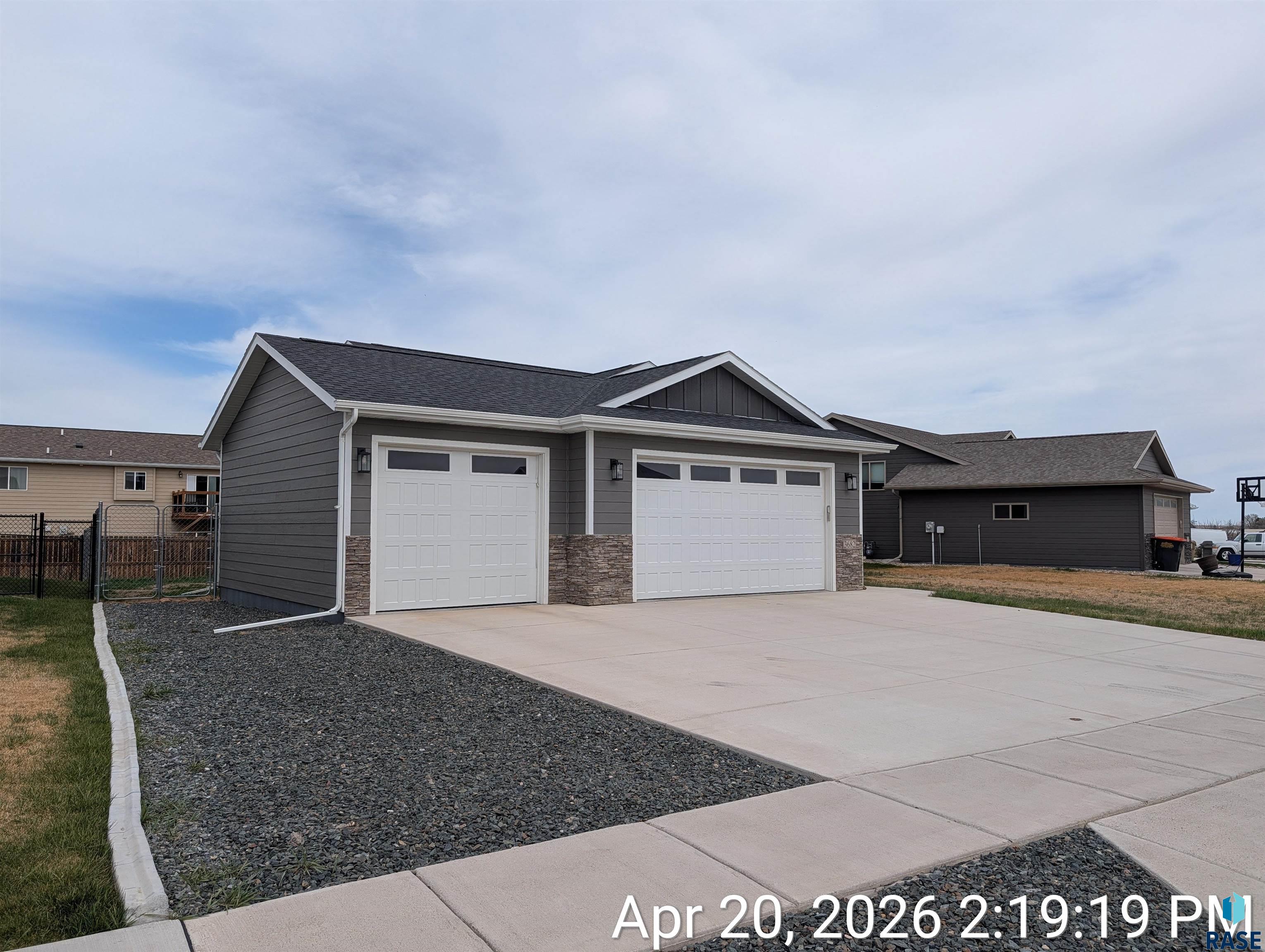 3682 Remington Rd - Photo 3