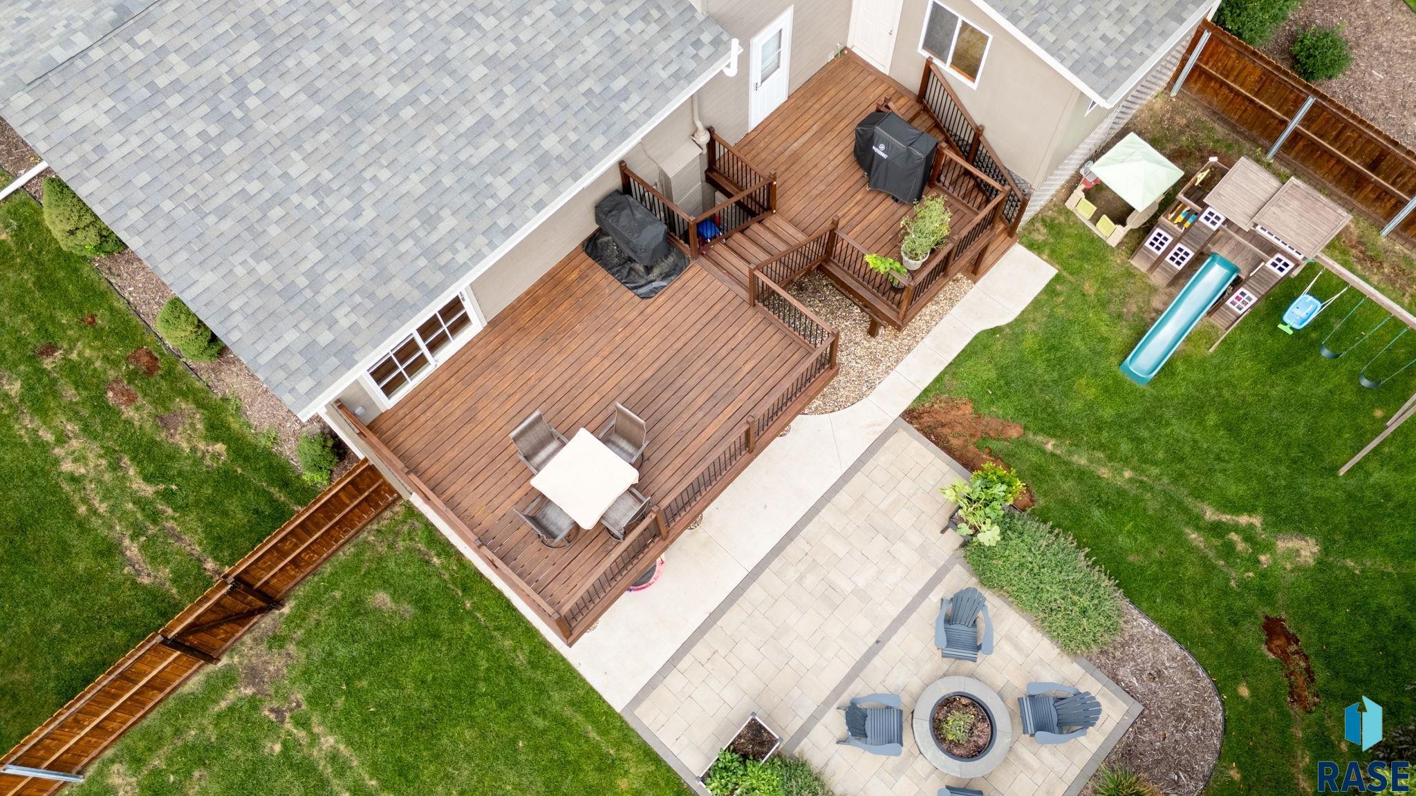 Sioux Falls, South Dakota 57105, United States, 4 Bedrooms Bedrooms, ,3 BathroomsBathrooms,Residential,Active,186542