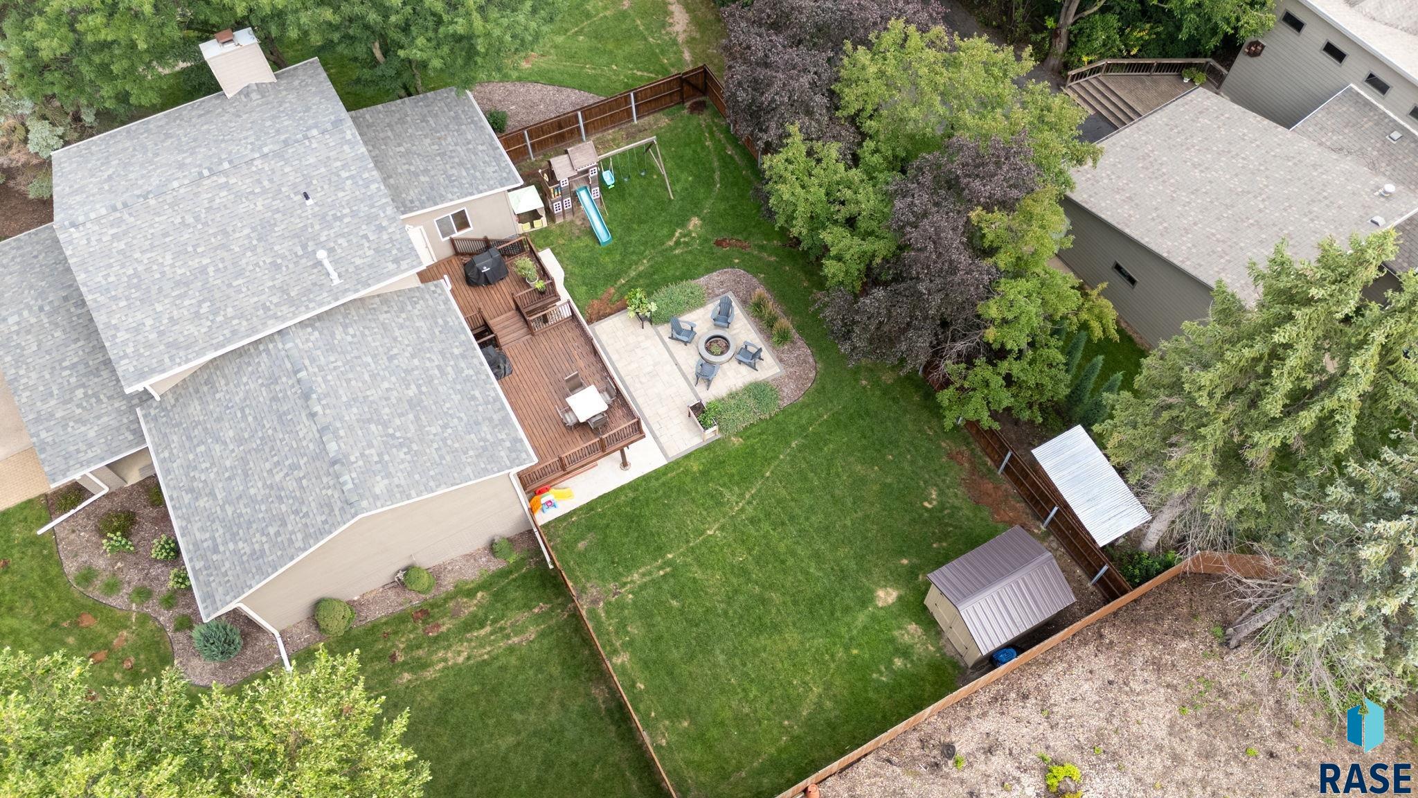 Sioux Falls, South Dakota 57105, United States, 4 Bedrooms Bedrooms, ,3 BathroomsBathrooms,Residential,Active,186542