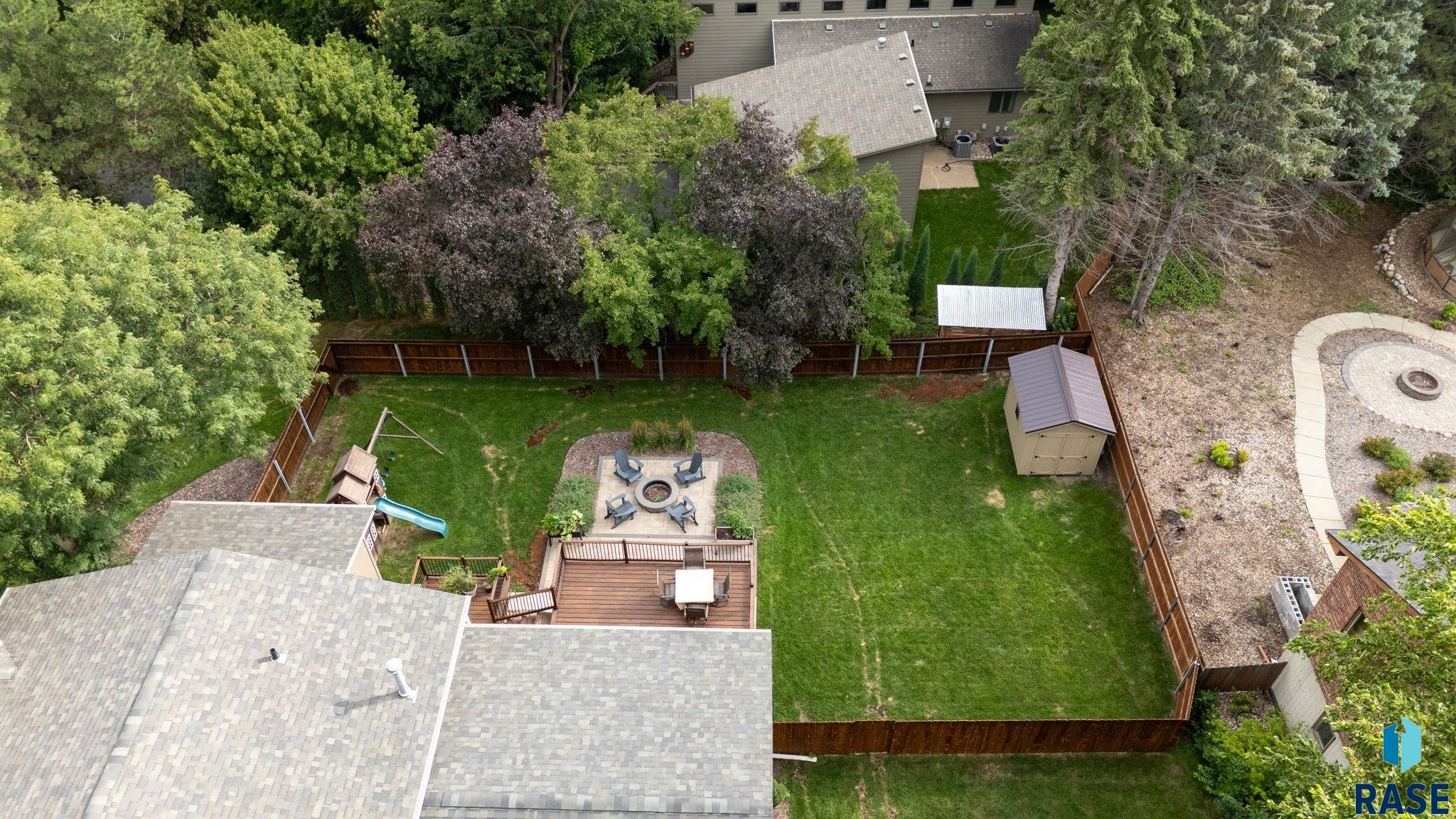 Sioux Falls, South Dakota 57105, United States, 4 Bedrooms Bedrooms, ,3 BathroomsBathrooms,Residential,Active,186542