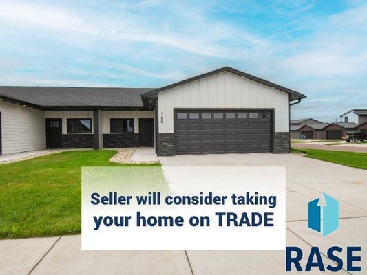 700 N CLARK ST, LENNOX, SD 57039 - Image 3a2fec7d6ba6e3f50bd048e3eb82b7dc/399708487