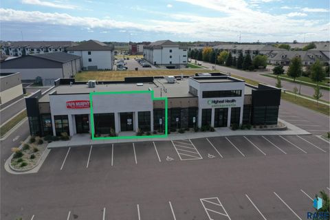 Photo of 4209 W 57th St, Sioux Falls, SD 57108 (MLS # 22600539)