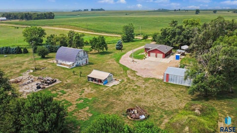 Homes For Sale - 28028 448th Avenue<br/> Parker, SD 57053