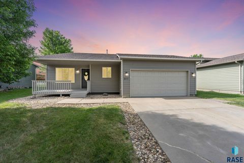 Condo For Sale - 811 Lois Lane<br/> Harrisburg, SD 57032
