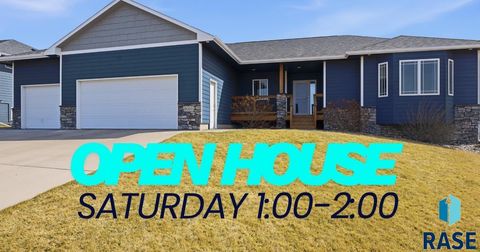 Photo of 8205 E Willow Leaf St, Sioux Falls, SD 57110 (MLS # 22602269)
