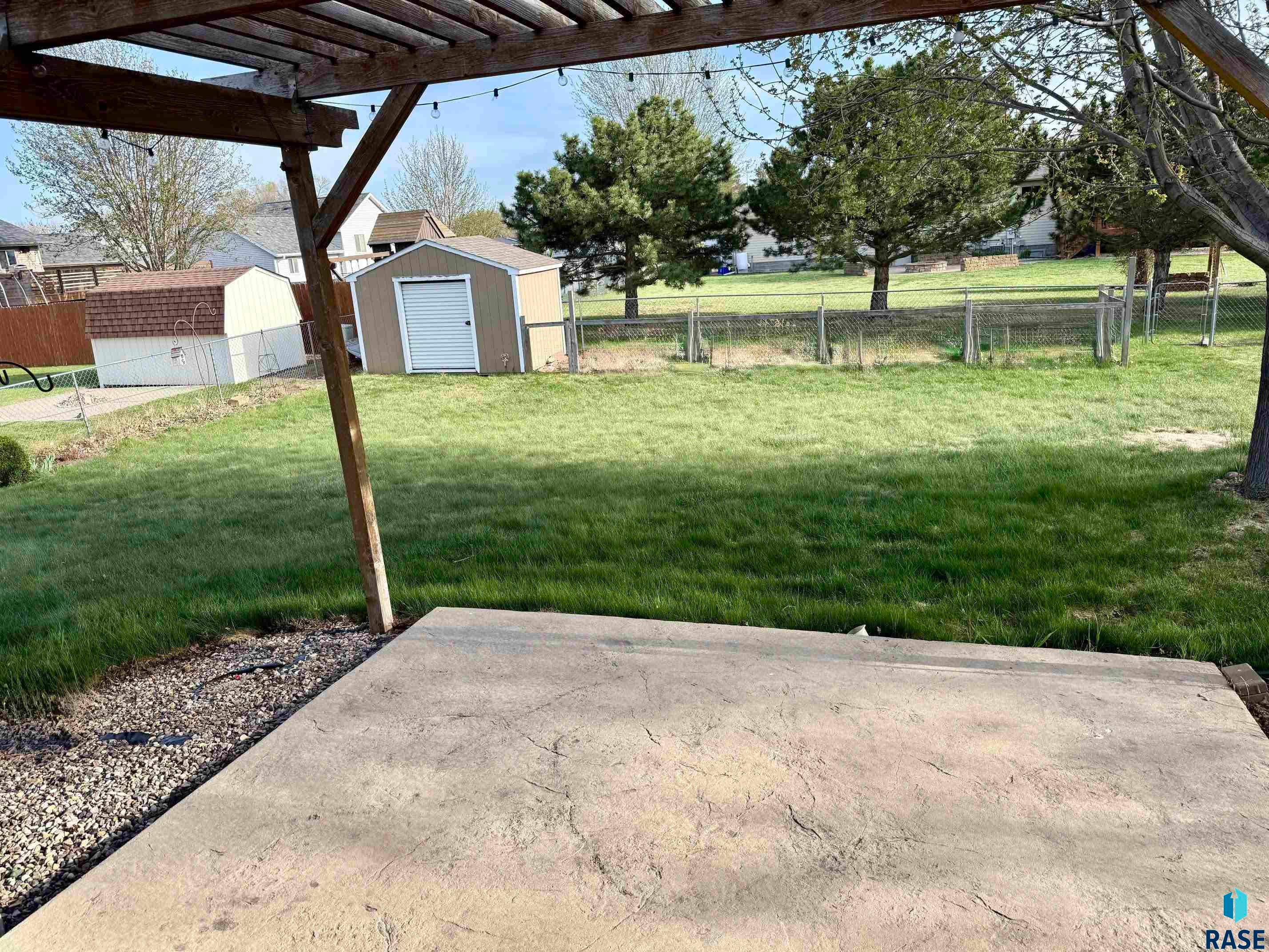 711 W 16th Ave - Photo 2