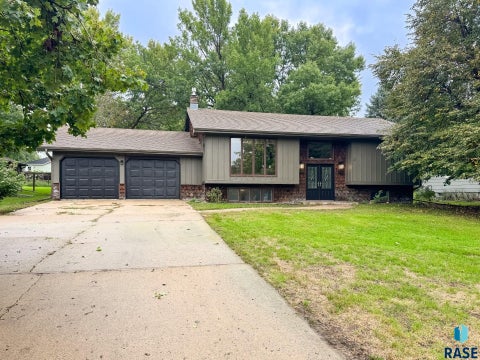 Homes For Sale - 555 Danon Drive<br/> Parker, SD 57053