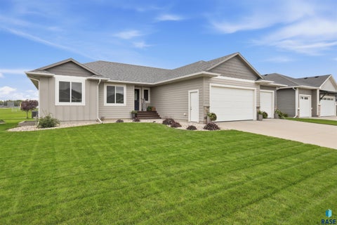 Photo of 335 S James Ave, Tea, SD 57064 (MLS # 22607424)