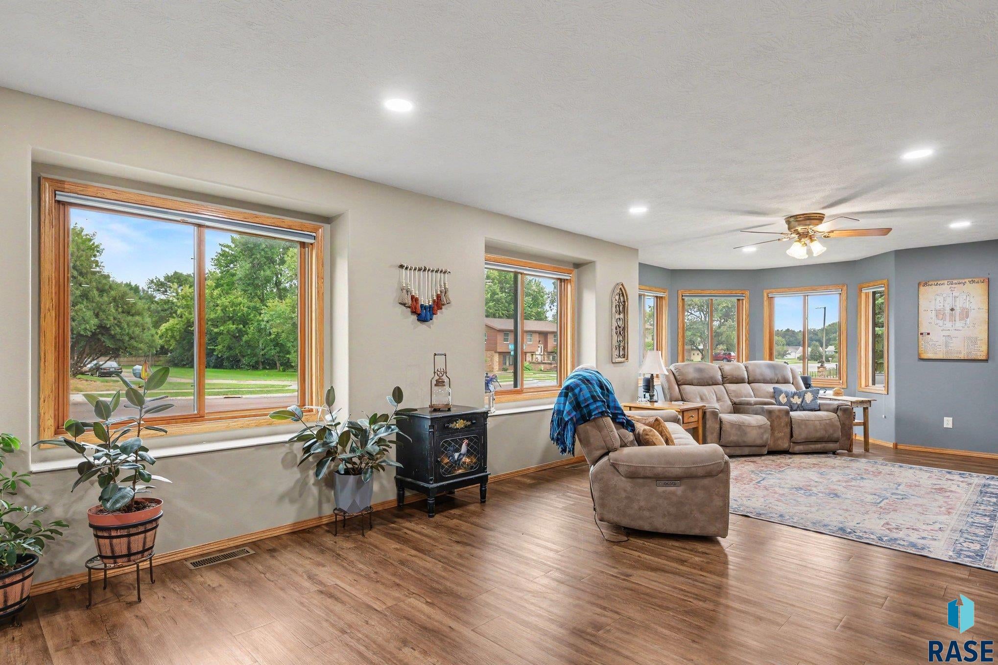 905 N Union Ave - Photo 4