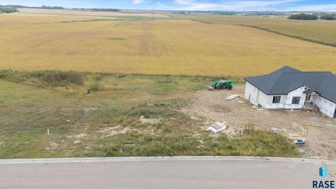 Vacant Land For Sale - 405 W Willow Trail<br/> Crooks, SD 57020