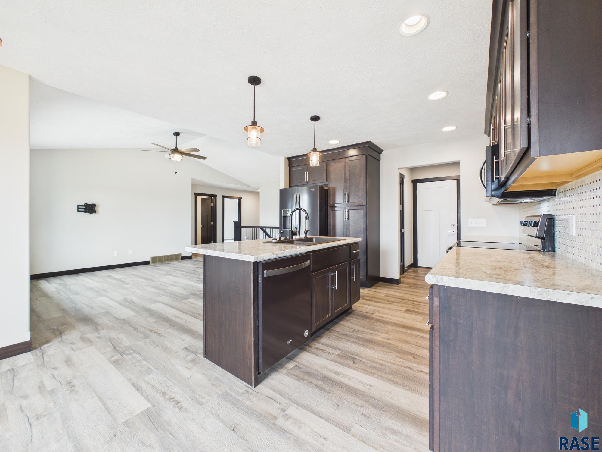 1013 N Archer Dr