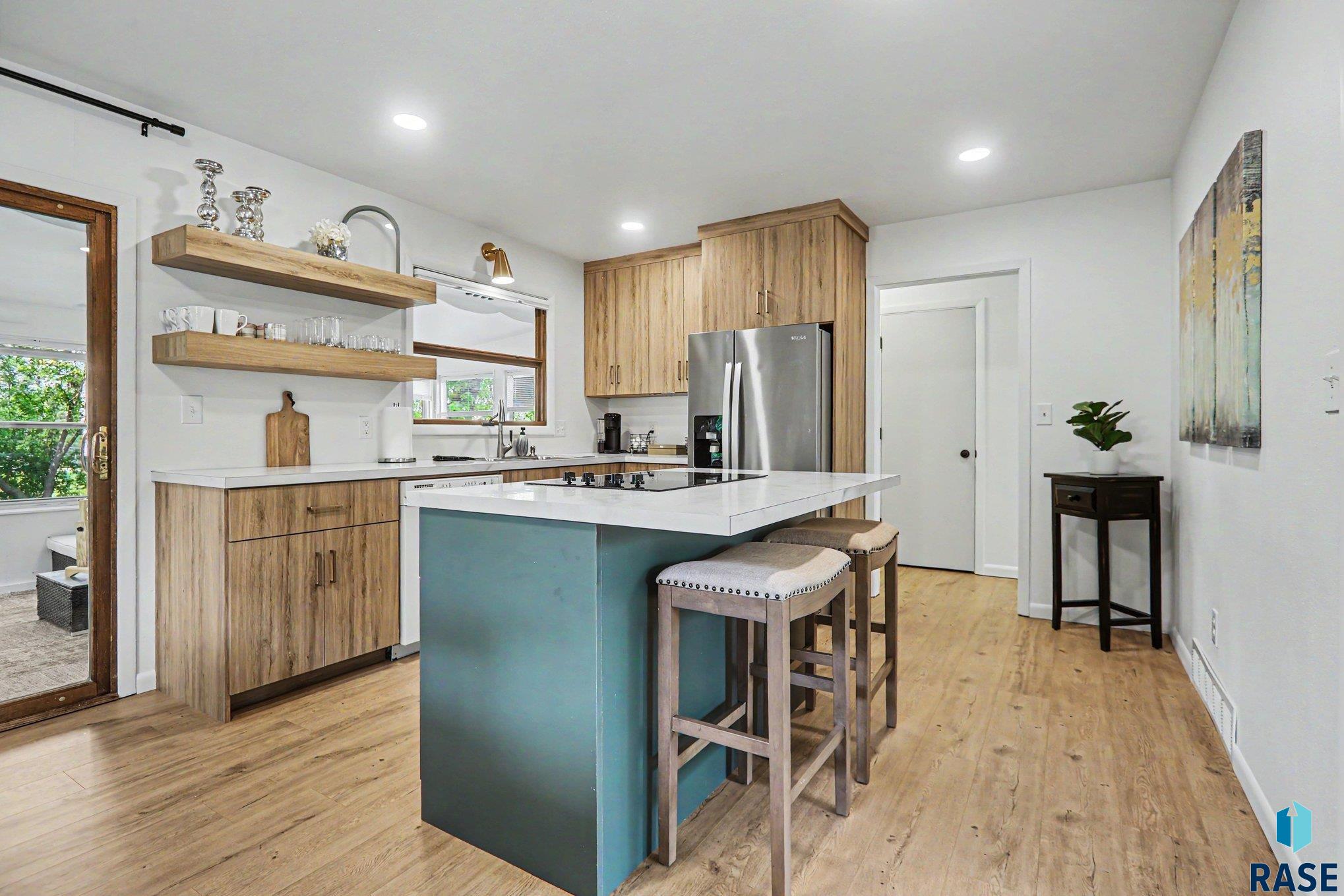4213 S Hickory Hill Rd