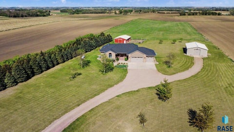 Homes For Sale - 25558 472nd Avenue<br/> Renner, SD 57055