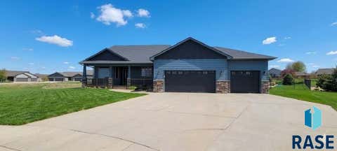 Homes For Sale - 2401 E Baxter Circle<br/> Sioux Falls, SD 57108