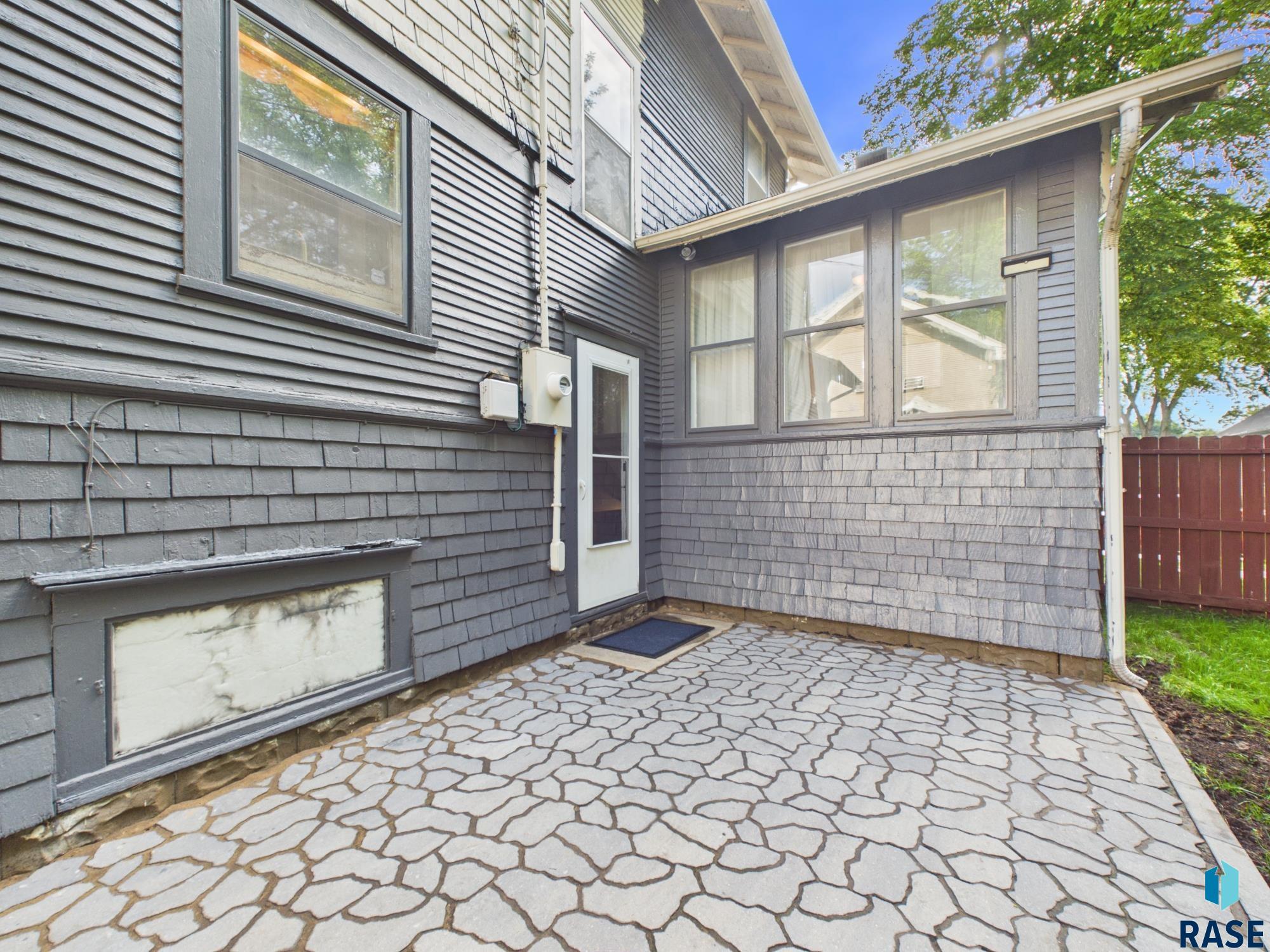 1101 S Center Ave